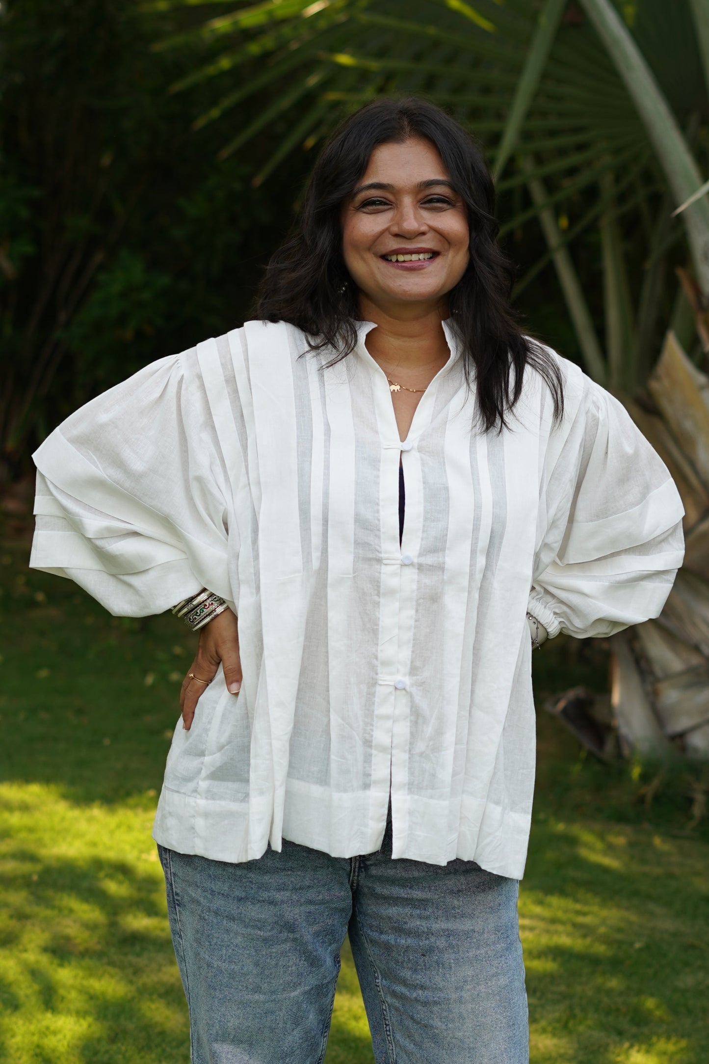 White cambric pleated antifit shirt
